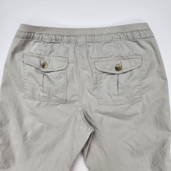Old Navy Size M Capri Pants - Picture 3 of 3